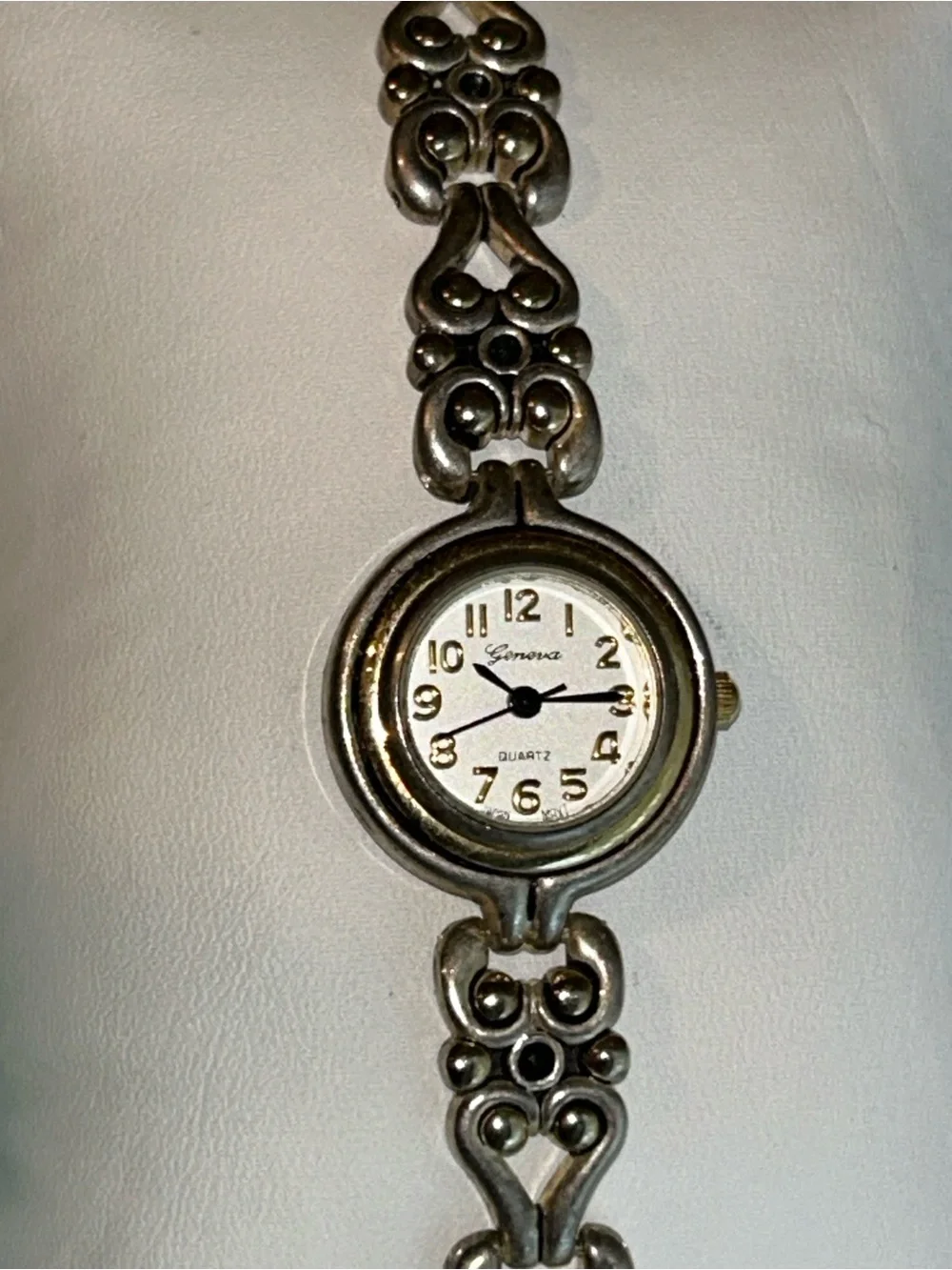 Watch Lot Vintage EUC Link Bracelet Watch in Silver and or Gold tones EUC